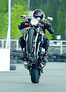 Suzuki GSX1400 — настоящий неоклассик. Продажа мотоциклов Suzuki.